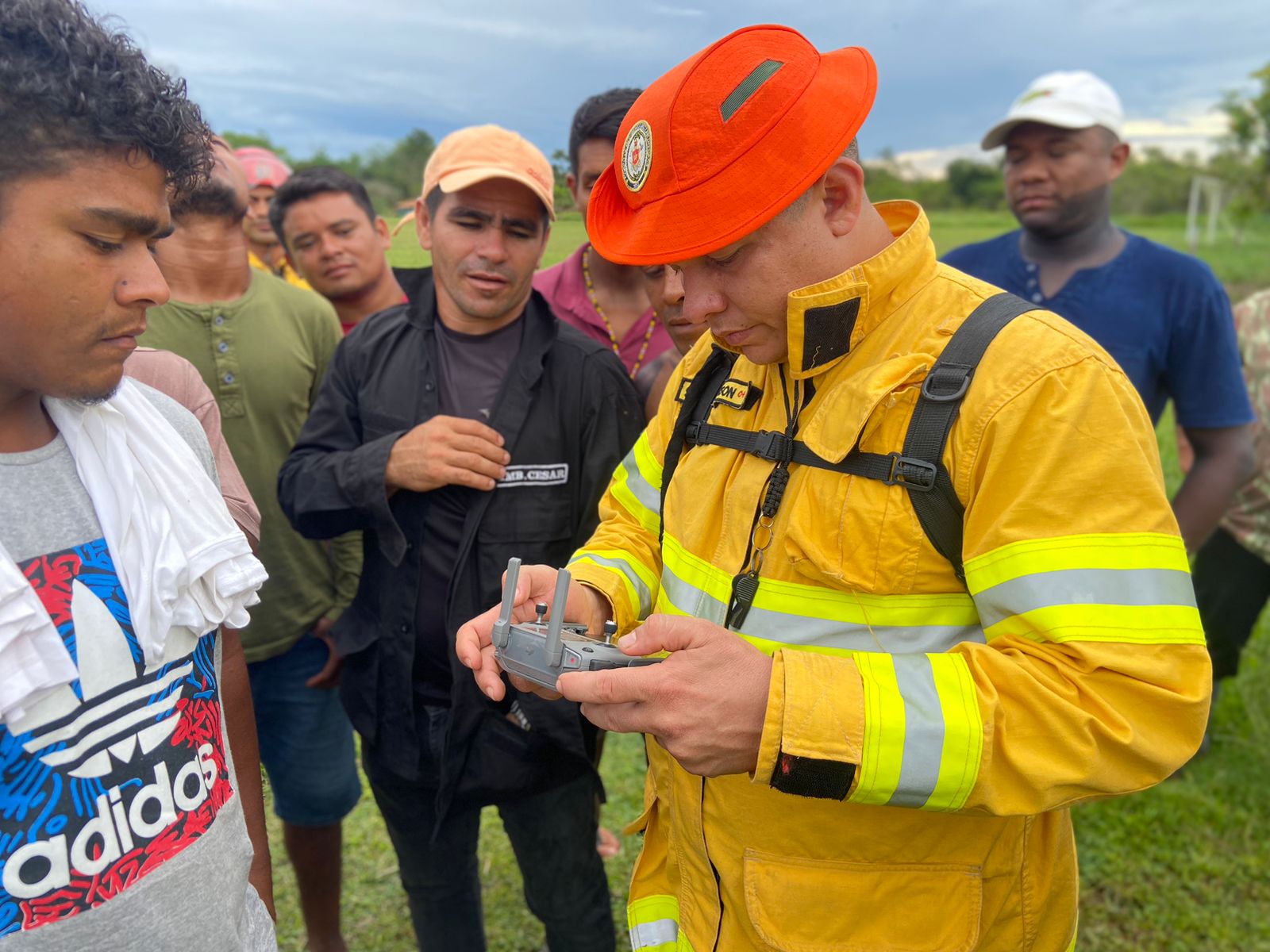 Indígenas do Território Alto Rio Guamá aprendem técnicas de brigada de incêndios