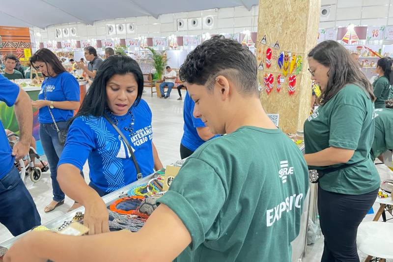 Empreendedoras de quatro etnias têm, pela primeira vez, uma área exclusiva para comercializar produtos sustentáveis, com apoio do Governo do Pará e Sebrae