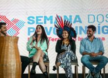 Conversa com Artistas